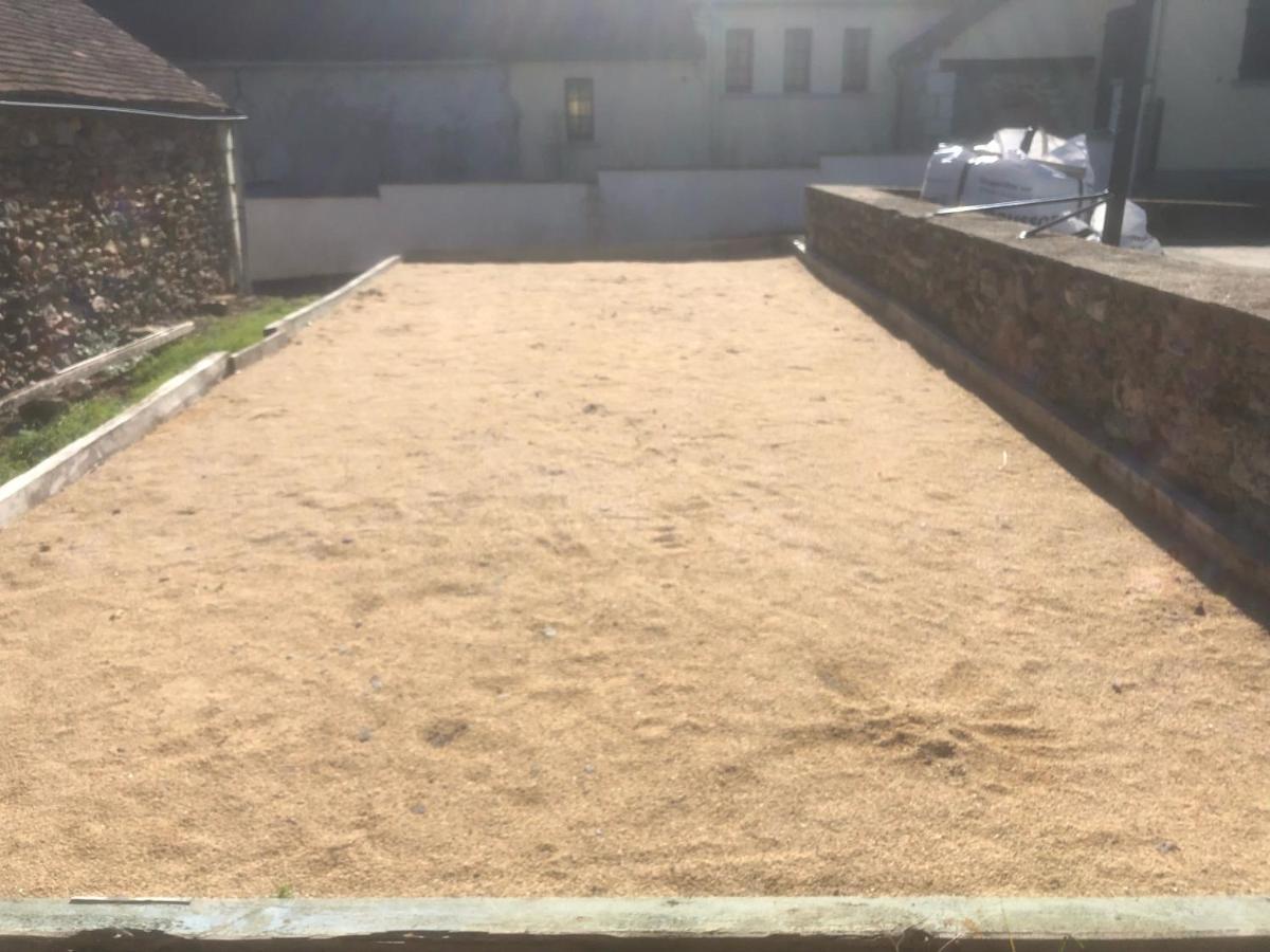 Gîte au calme entièrement rénové Coussay-les-Bois Extérieur photo